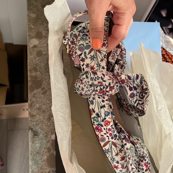 Sally ballet flat in “poppy liberty” with ankle tie - Picture 5 of 8